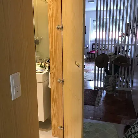 Quarto Com Varanda * Лиссабон